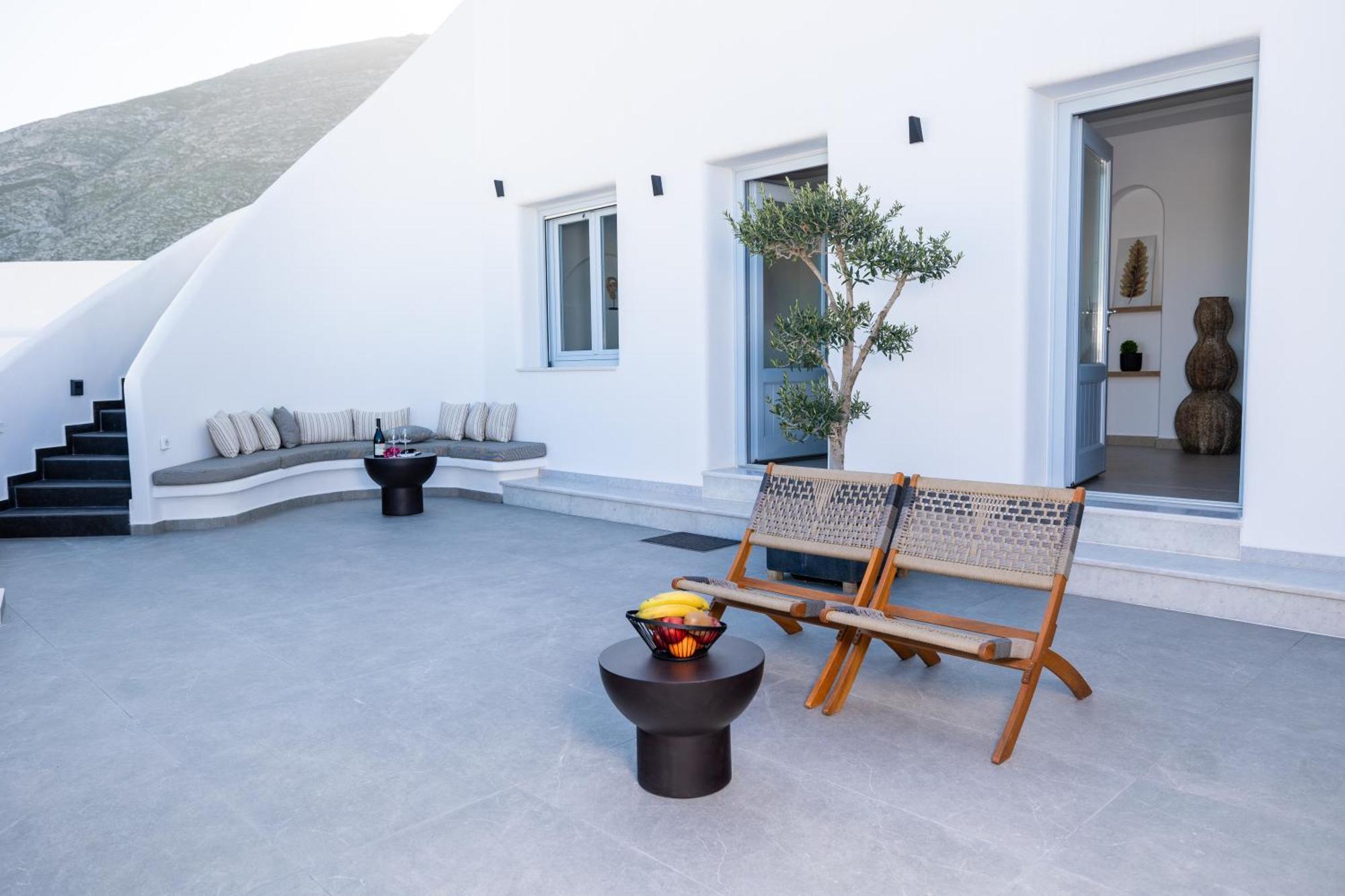 Sn Santorini * Kamári